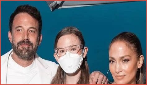 Why Ben Affleck's Daughter Masks Up